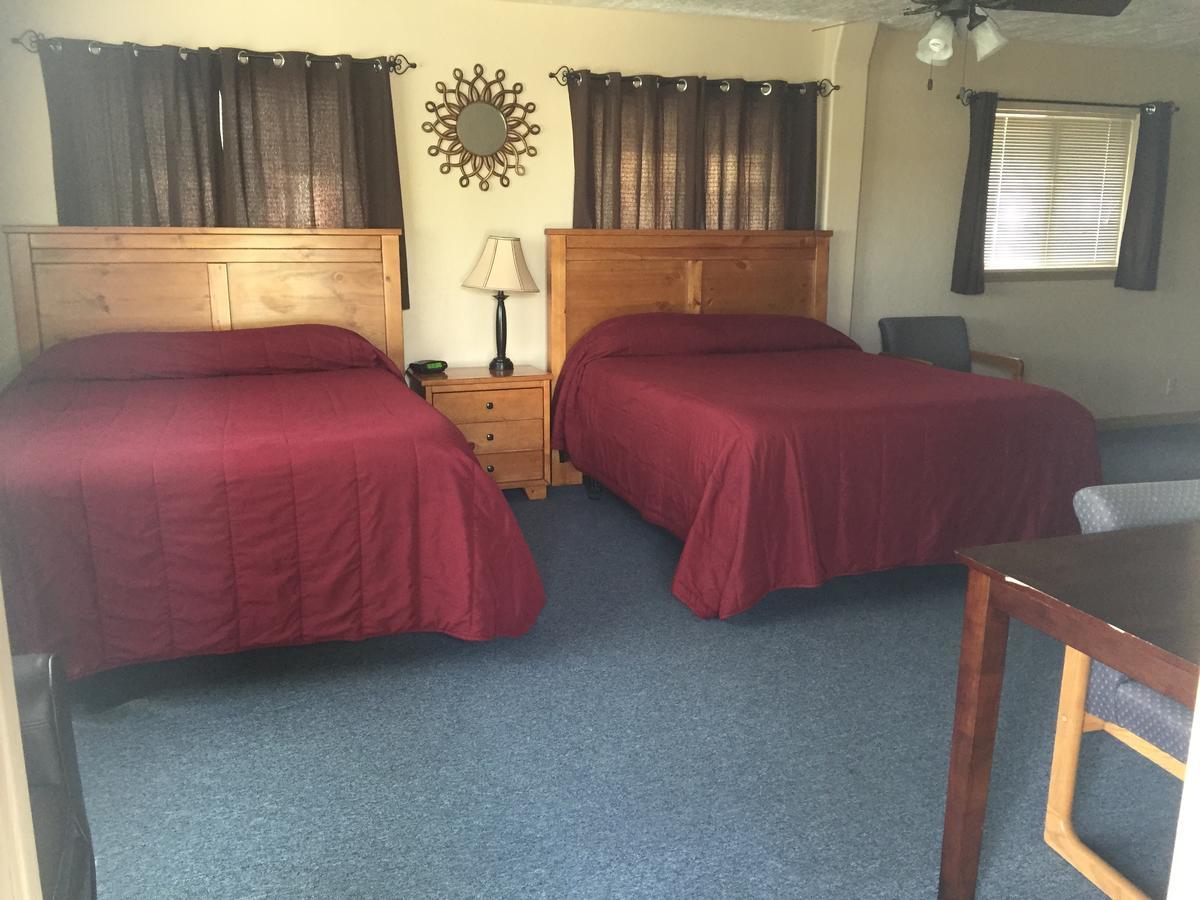 Harrison Inn Duchesne 外观 照片