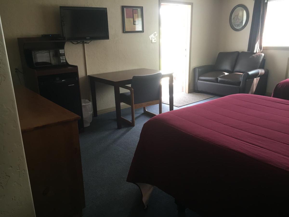 Harrison Inn Duchesne 外观 照片