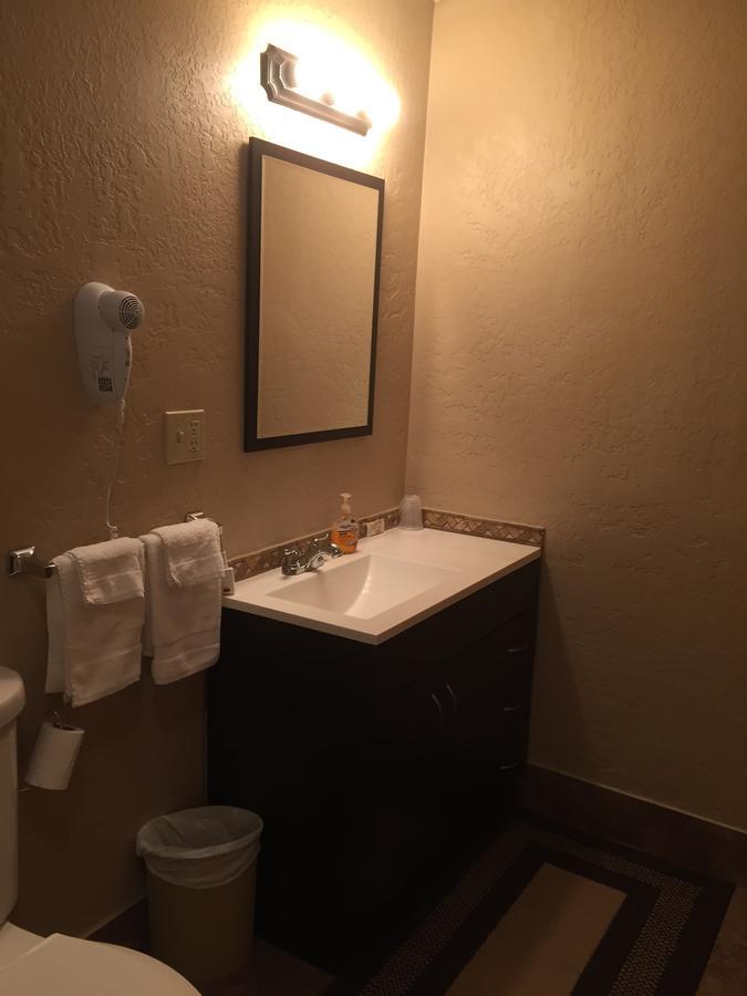 Harrison Inn Duchesne 外观 照片